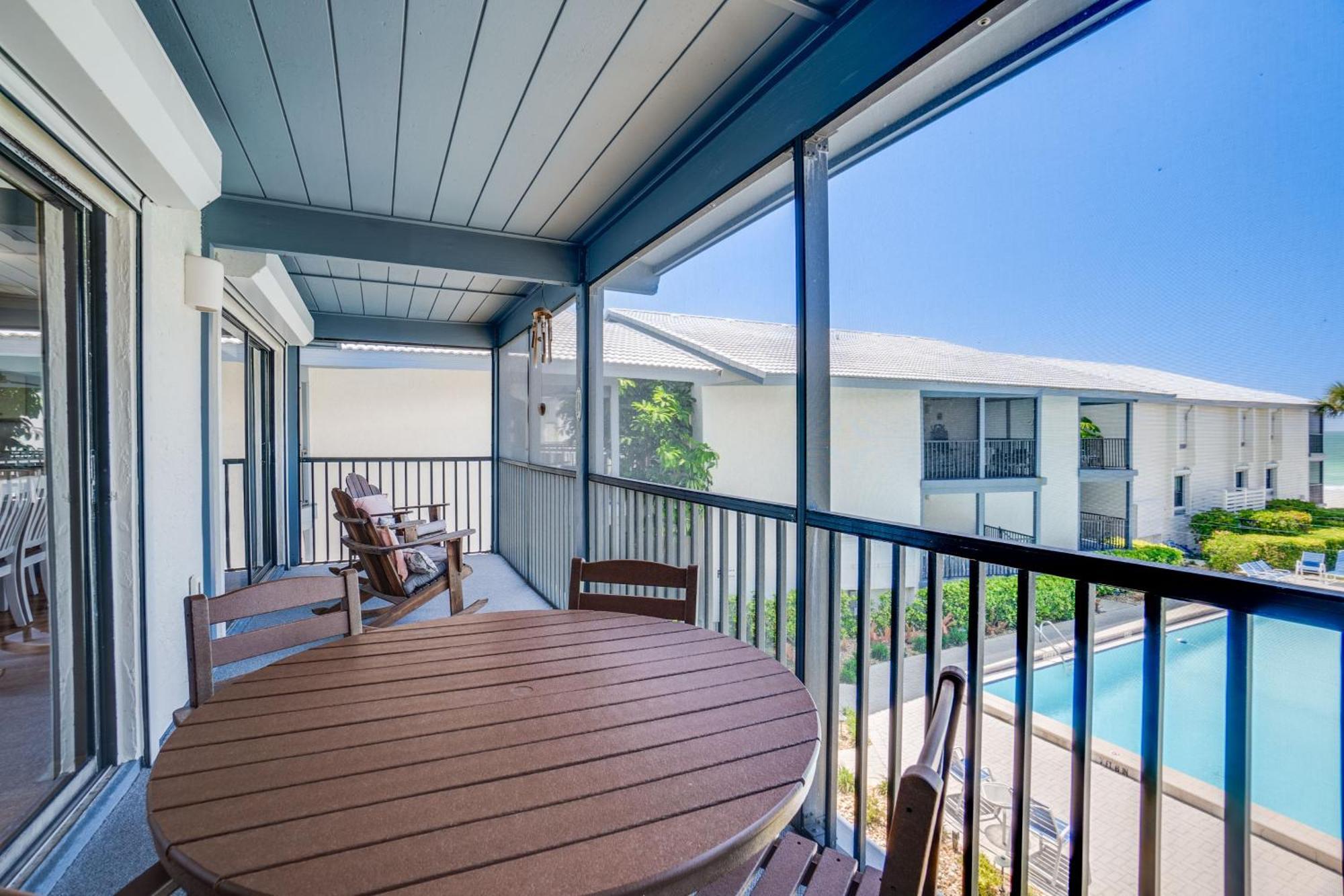 Beach Front Condo Sea View Play At Gulf Place Holmes Beach Exterior photo